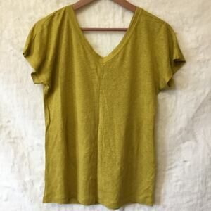 Banana Republic Heritage Gold Double Side V-Neck Linen T-shirt